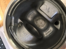 Volvo Penta Zylinderlaufbuchse , Piston , Ringe 22185019